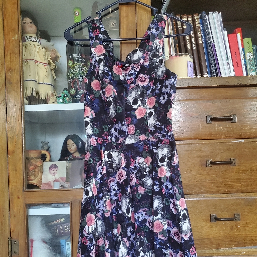 Hell Bunny Skull dress. Fall dress. Skulls. - Picture 2 of 3